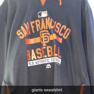 SF giant’s sweatshirt